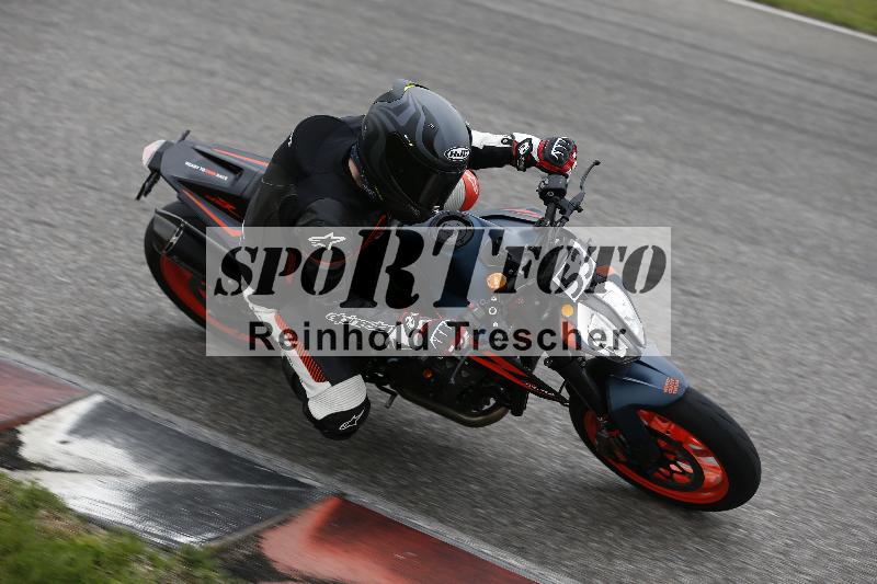 /Archiv-2025/10 23.04.2025 Cornu Master School ADR/rot-rouge/53